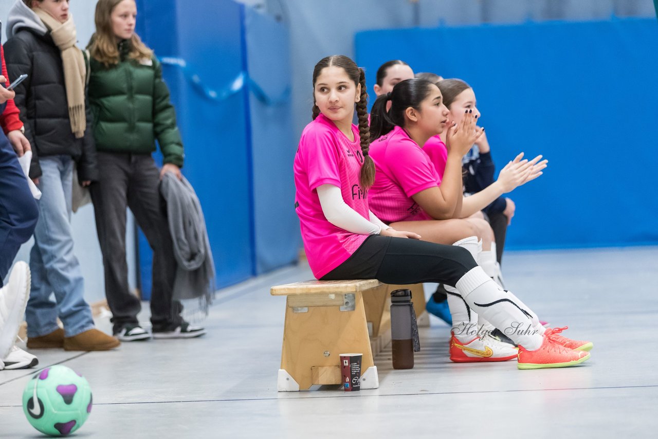 Bild 51 - B-Juniorinnen 2 Loewinnen Cup